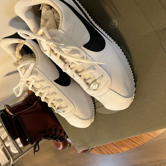 brand new women nike US size 6，UK 5.5 - Picture 2 of 4